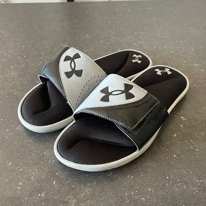 Under armour slides